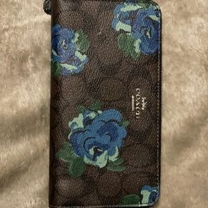 Coach wallet